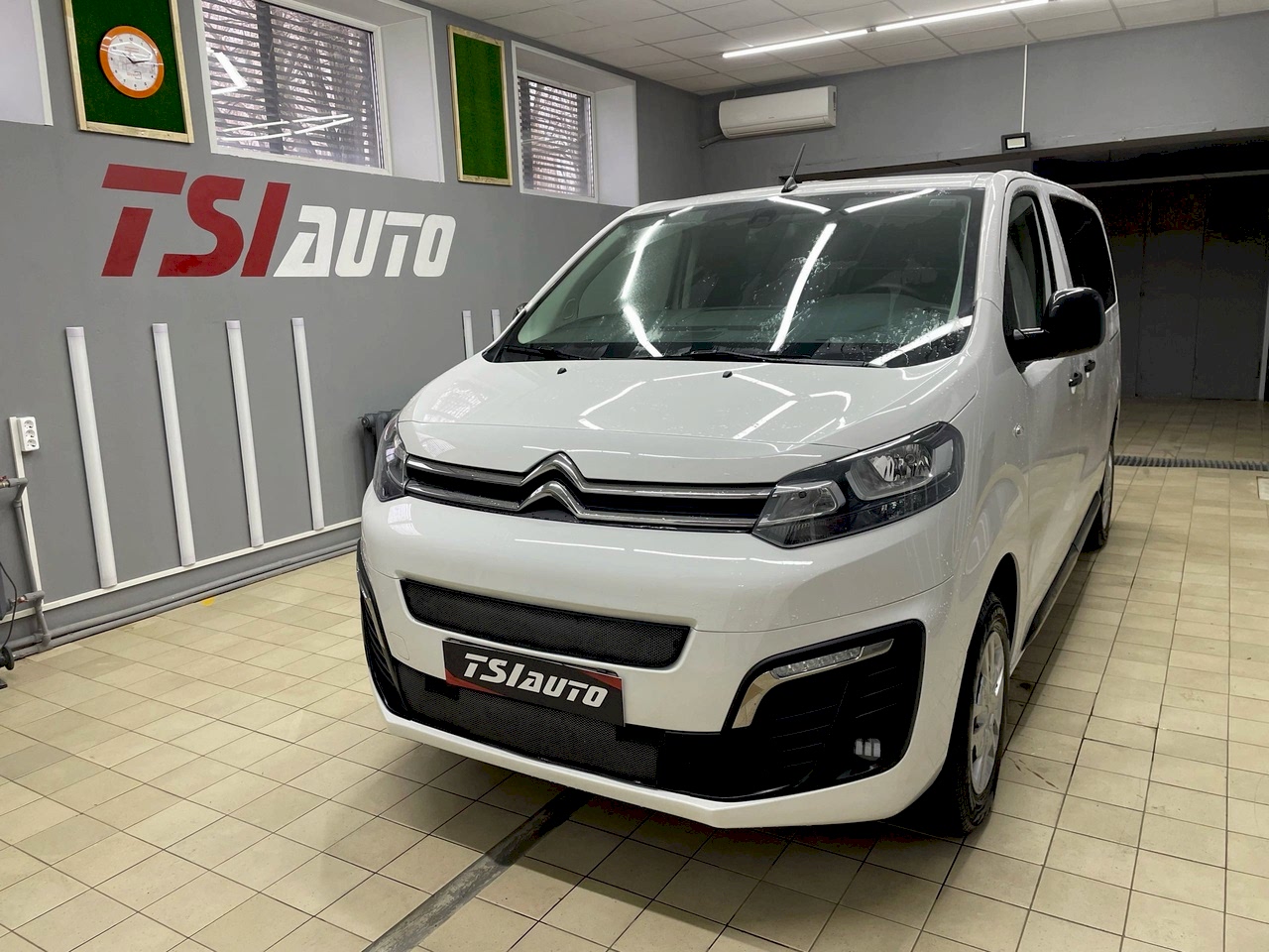 Шумоизоляция Citroen Spacetourer в Астане - пакет Премиум