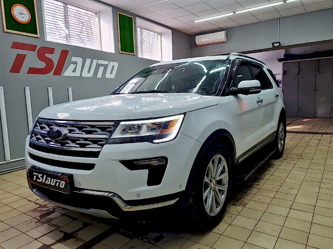 Полная шумоизоляция Ford Explorer в Астане
