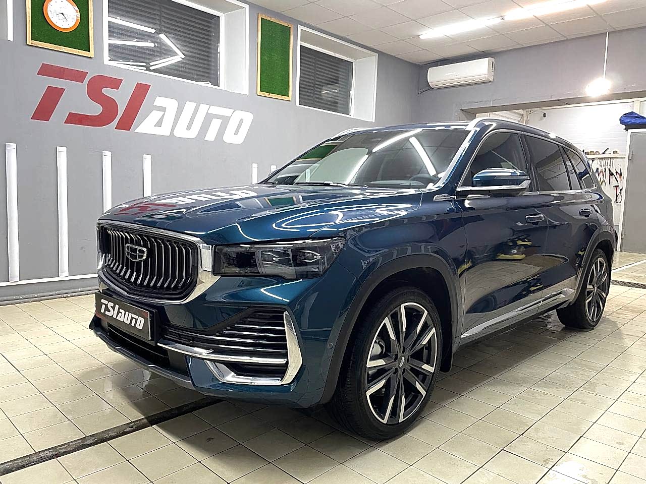 Geely Monjaro шумоизоляция в Астане - пакет Элит