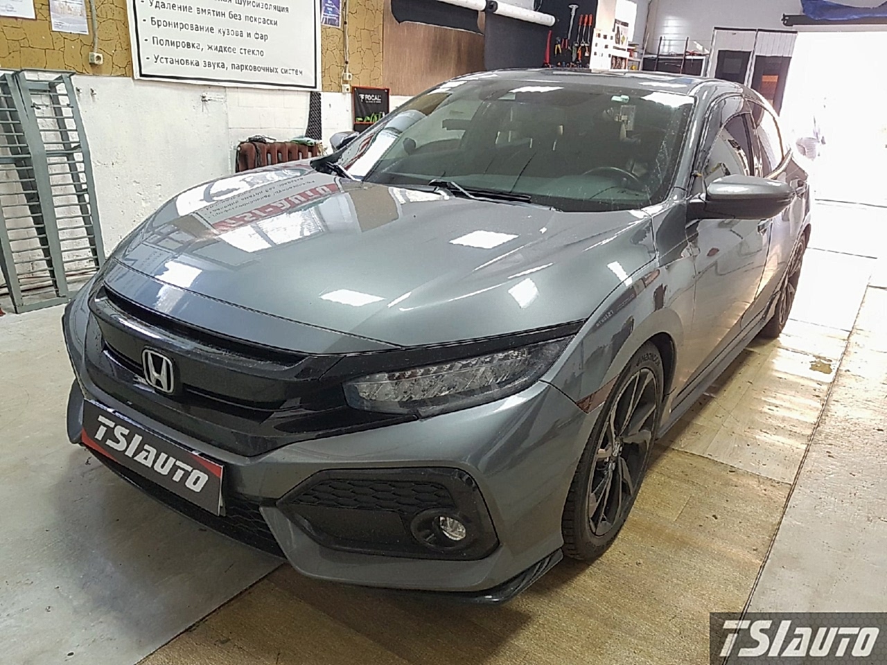 Правильная шумоизоляция Honda Civic 5D в Астане 
