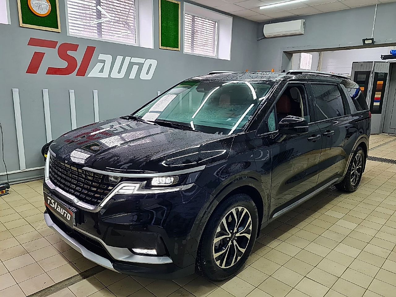 Шумоизоляция Kia Carnival в Астане
