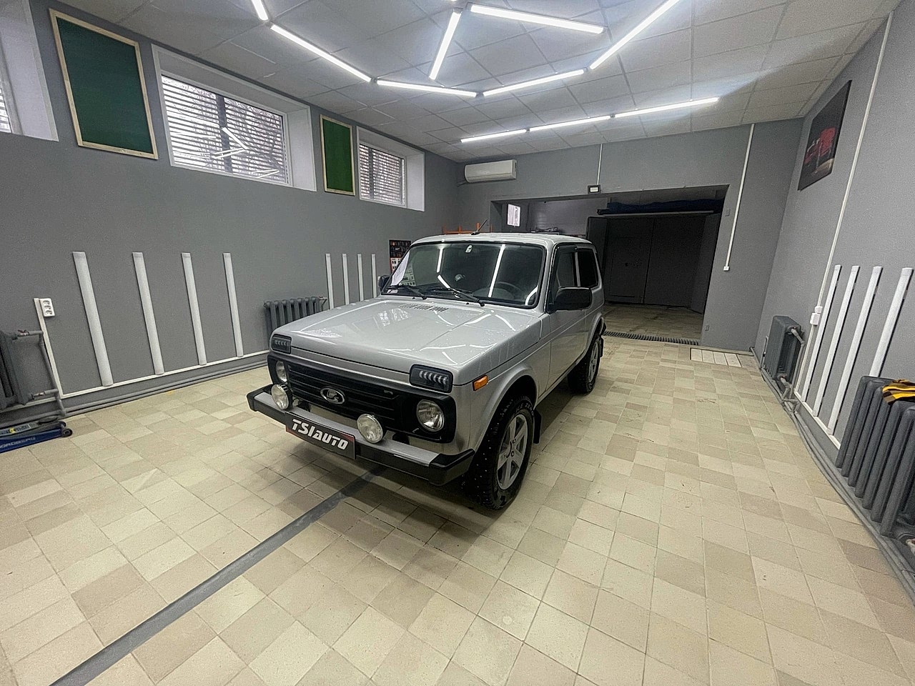 Шумоизоляция LADA Niva Legend 3 двери в Астане