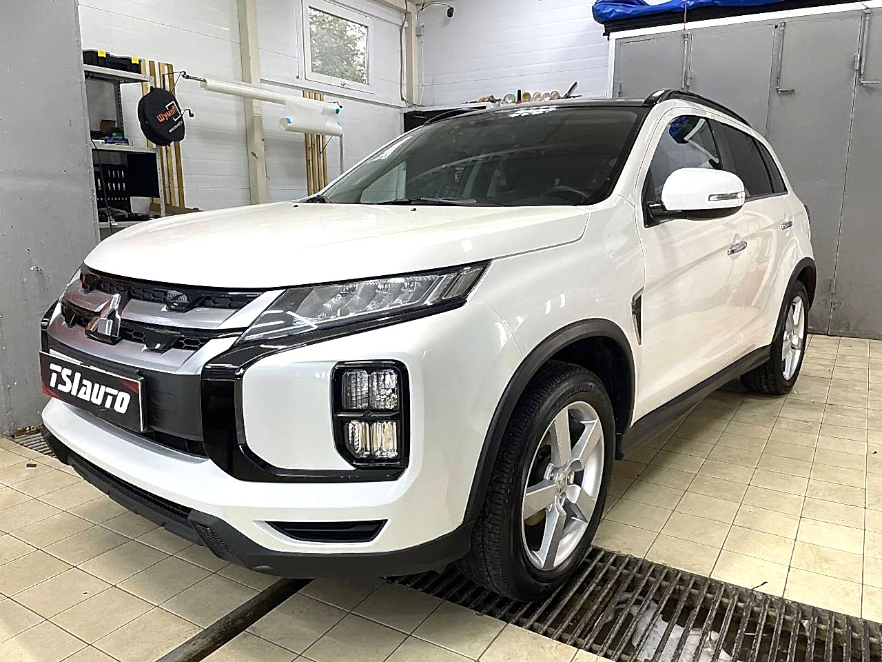 Mitsubishi ASX шумоизоляция арок в Астане