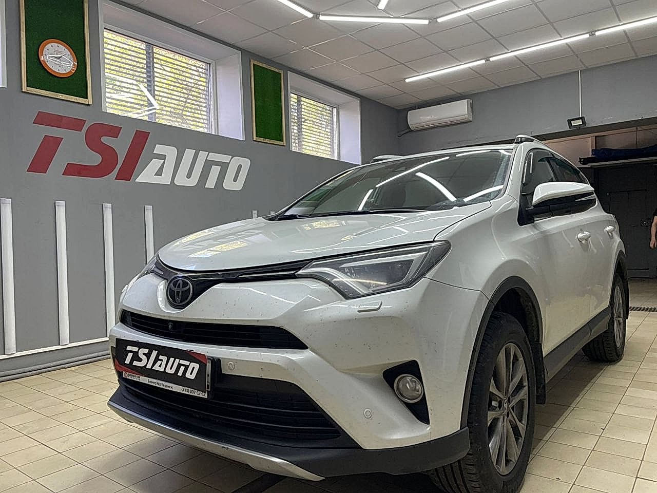 Шумоизоляция Toyota RAV4 в Астане