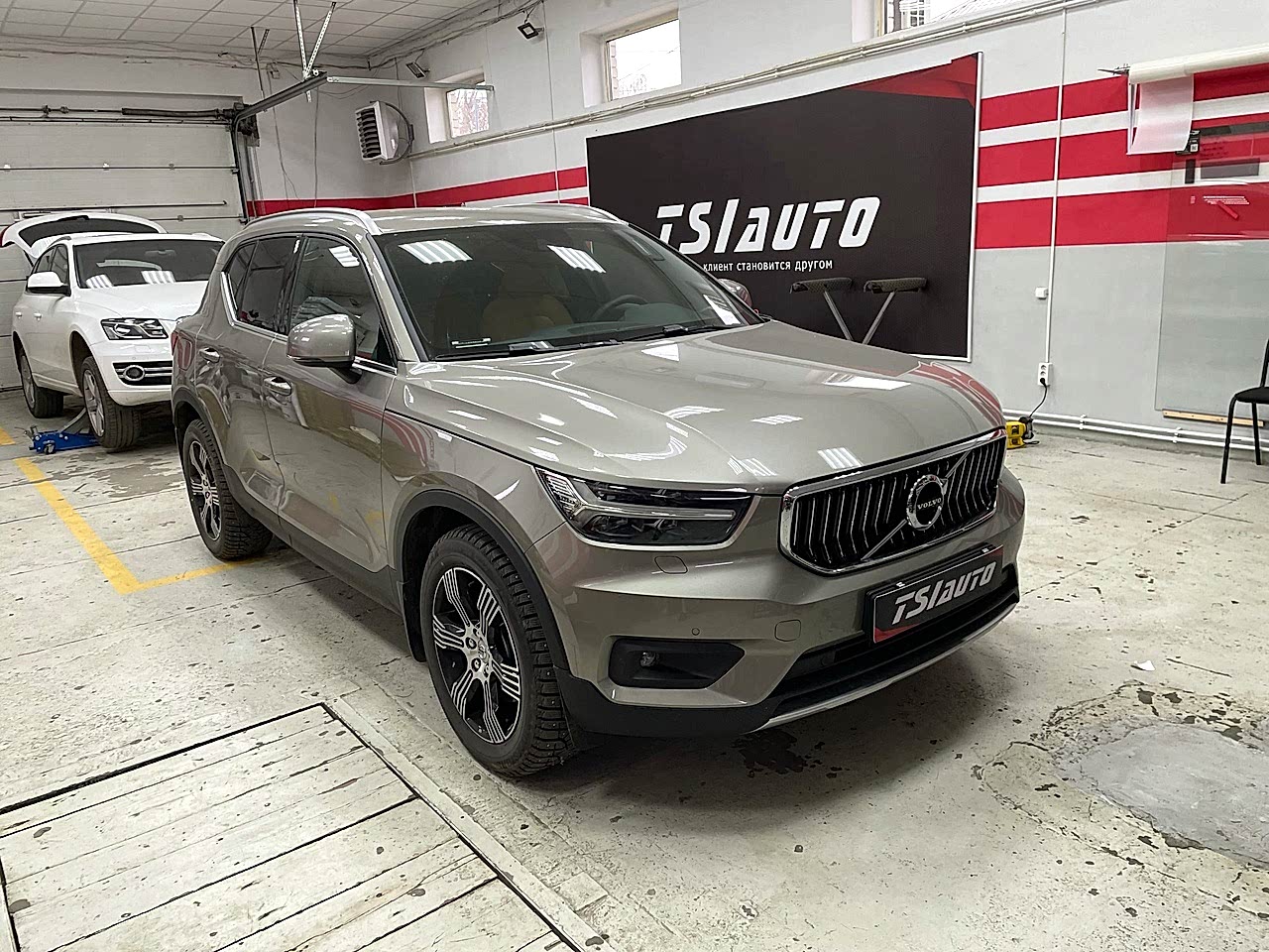 Шумоизоляция Volvo XC40 в Астане