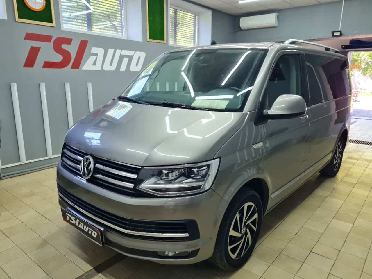Шумоизоляция Volkswagen Caravelle в Астане